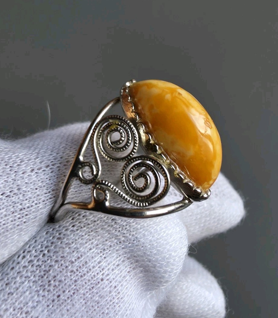 Vintage cupronickel Ring with Amber. USSR Size 7.5