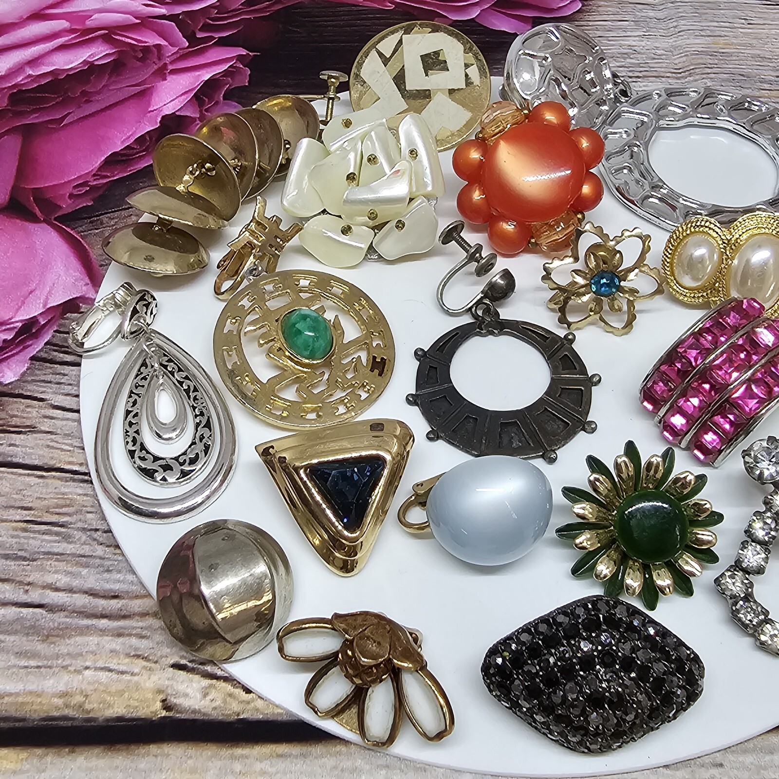 Single Mismatched Vintage Earrings Lot 70’s 80’s Retro Mod Statement Clip On