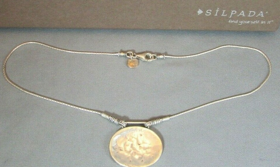 Retired SILPADA STERLING SILVER HAMMERED OVAL DISC PENDANT NECKLACE N1356 MIB