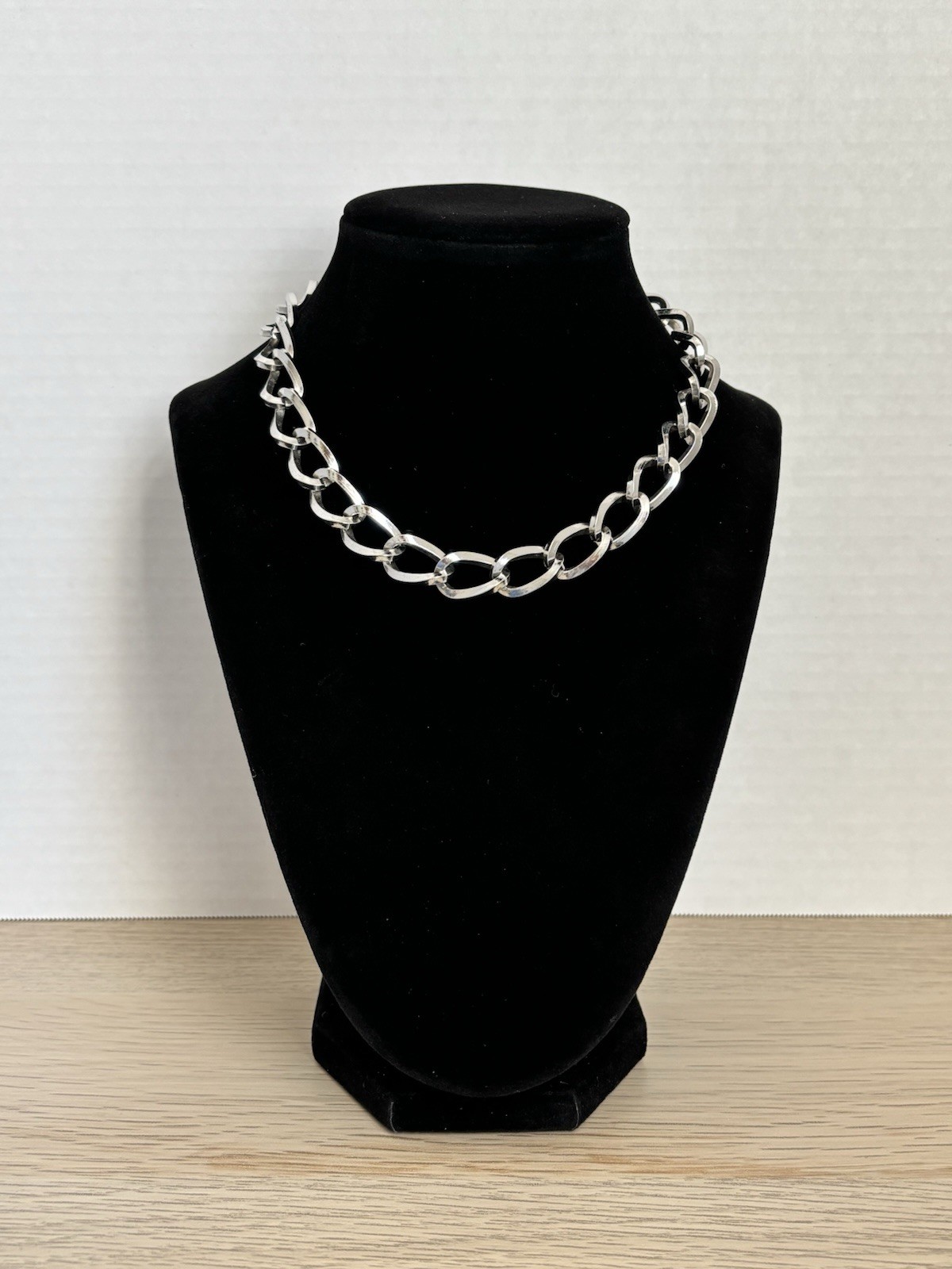 VNTG Large Curb Link Silver Tone Choker Necklace Unisex Adult by PegasusCoro