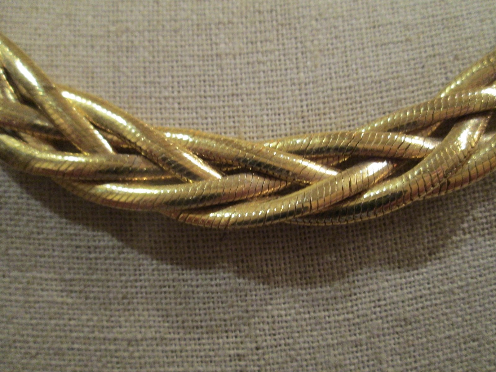 Gold Tone Woven Braided Statement Necklace (looks like the real thing) NEW