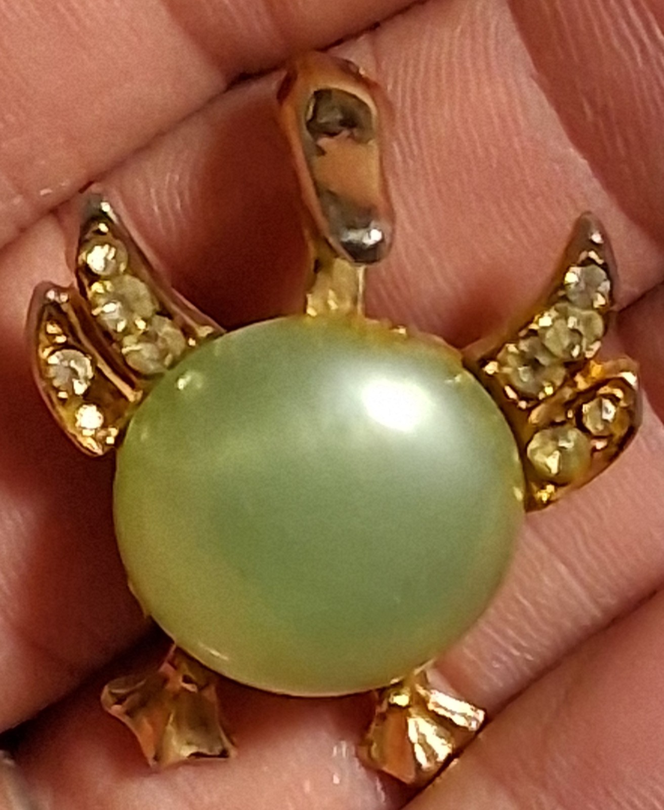 Unsigned Jelly Belly-Type Bird 1-1/4″ Brooch/Pins. See Pics & Description.