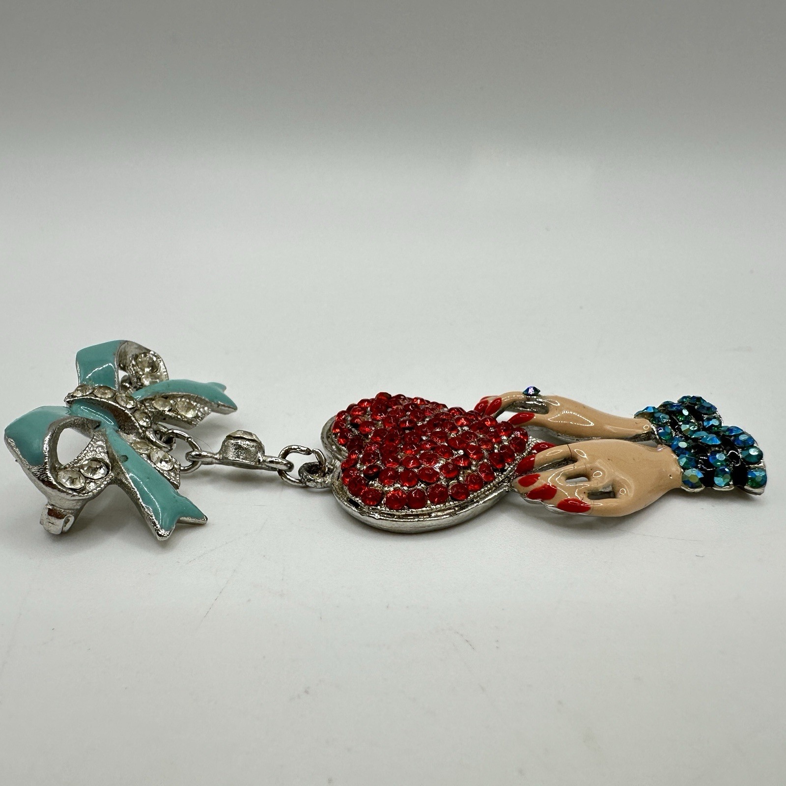 Vintage Figural Heart Hands Brooch Pin Rhinestone Enamel Dangle Bow Novelty 3″