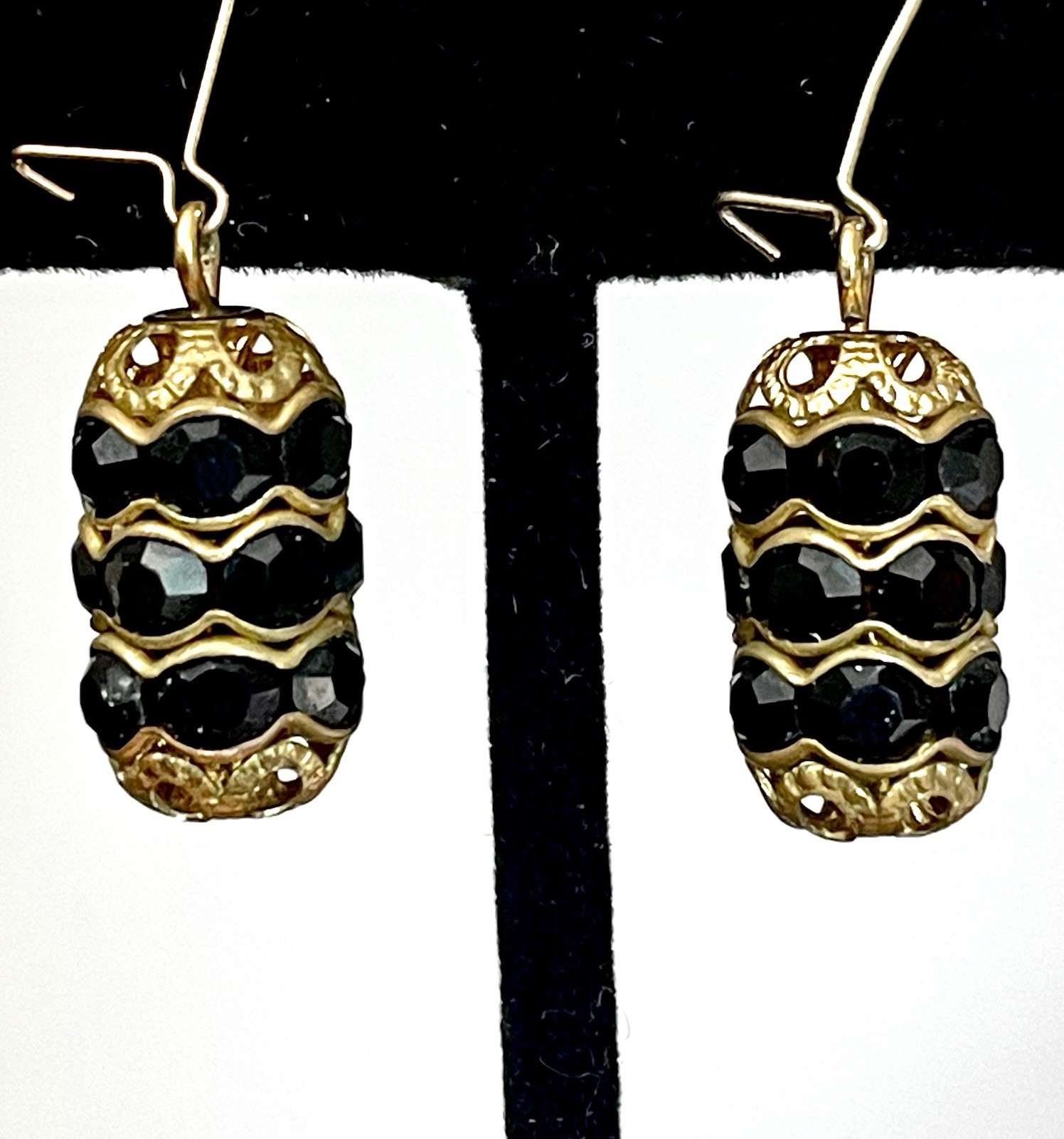 Vintage Black Glass Rhinestone Gold Tone Dangle Earrings Gothic Quiet Luxury EUC