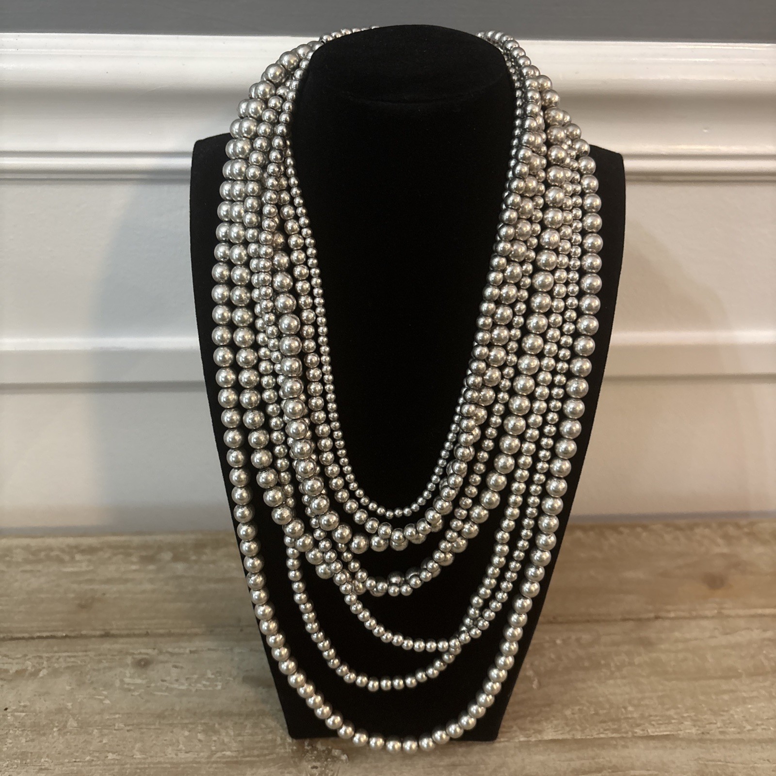 Vintage Gray Silver Layered Multi-Strand Faux Pearl Statement Necklace 17”