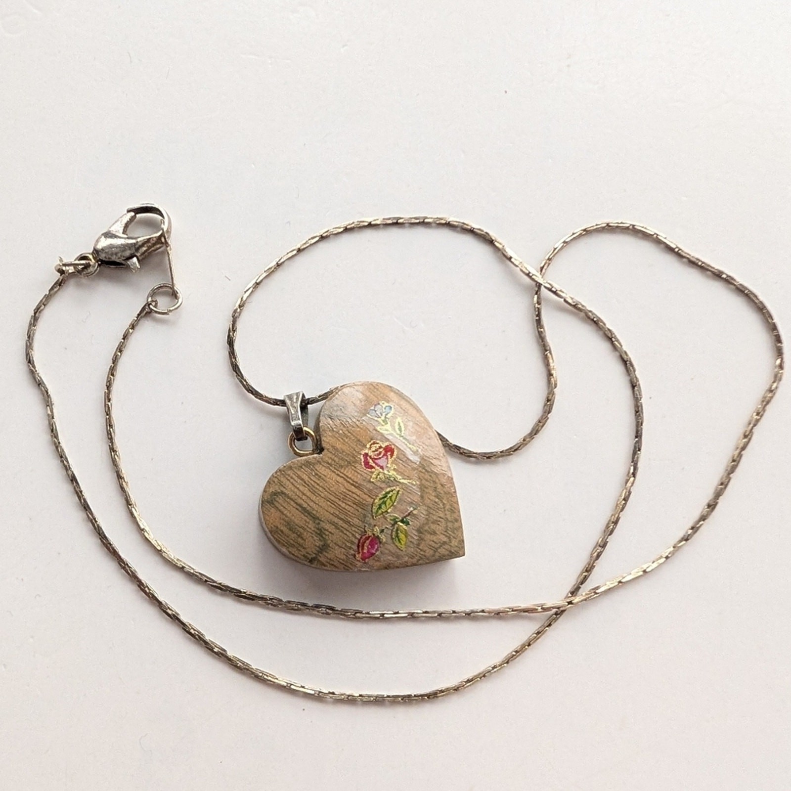 Vintage Cottagecore Wood Heart Floral Love Dainty Silver Tone Feminine Necklace