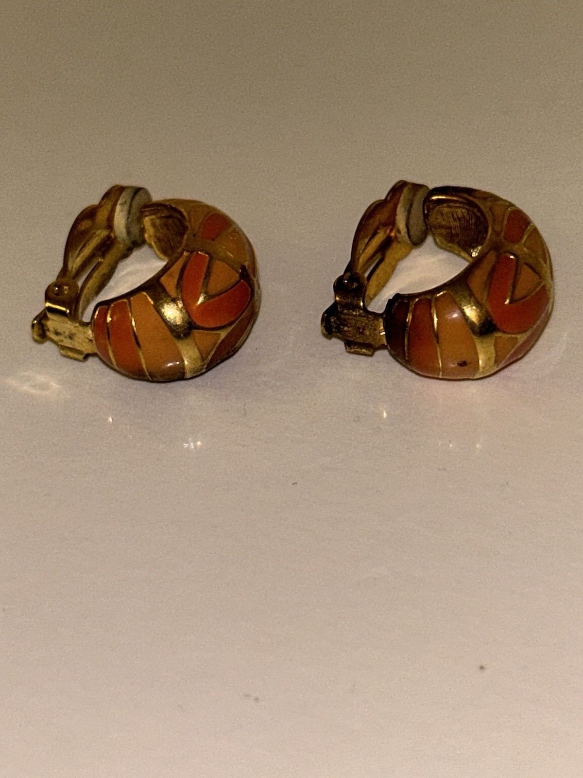 Vintage Joan Rivers Coral Enamel Hoop Clip-On Earrings Costume Jewelry Excellent