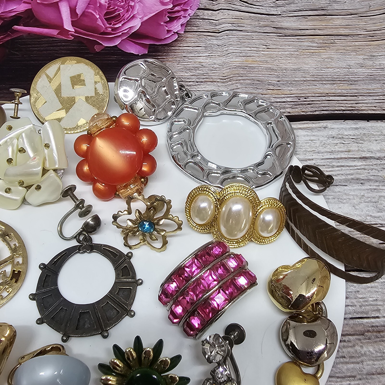 Single Mismatched Vintage Earrings Lot 70’s 80’s Retro Mod Statement Clip On