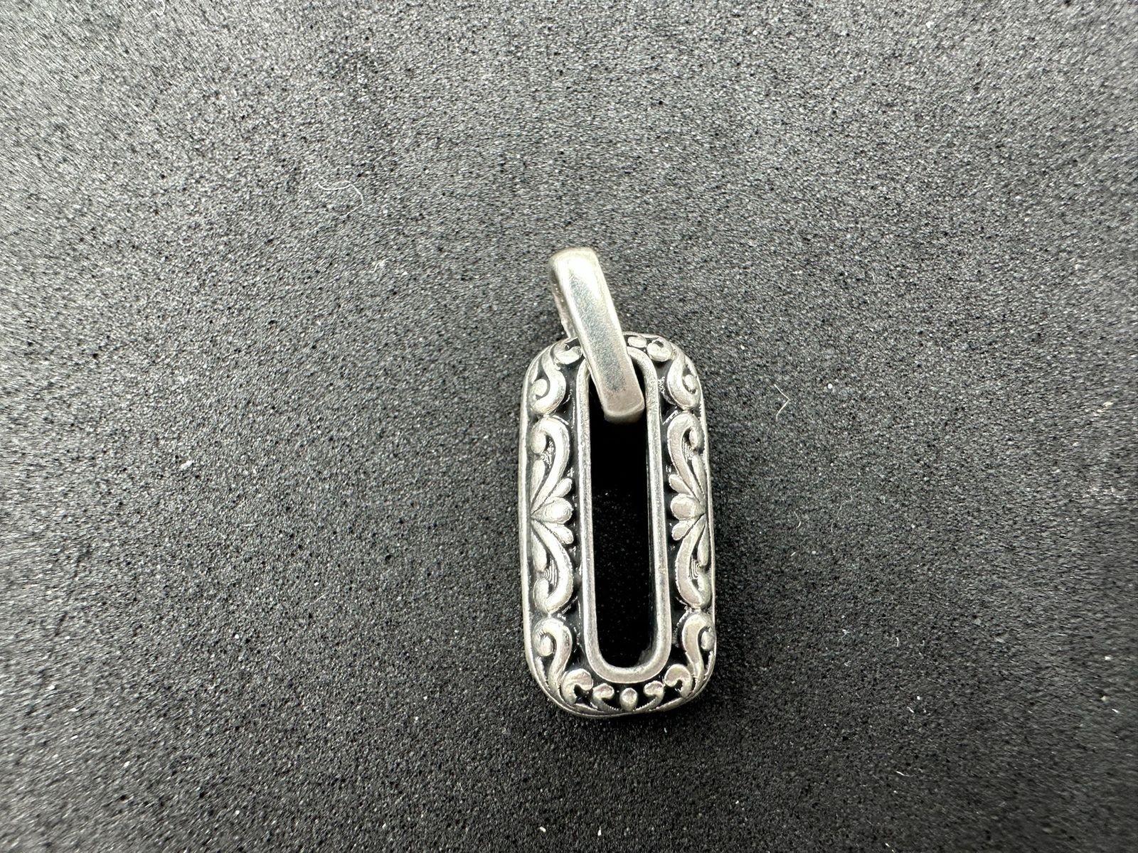 2.26g Vintage Sterling Silver 925 Floral Etched Open Rectangle Pendant M