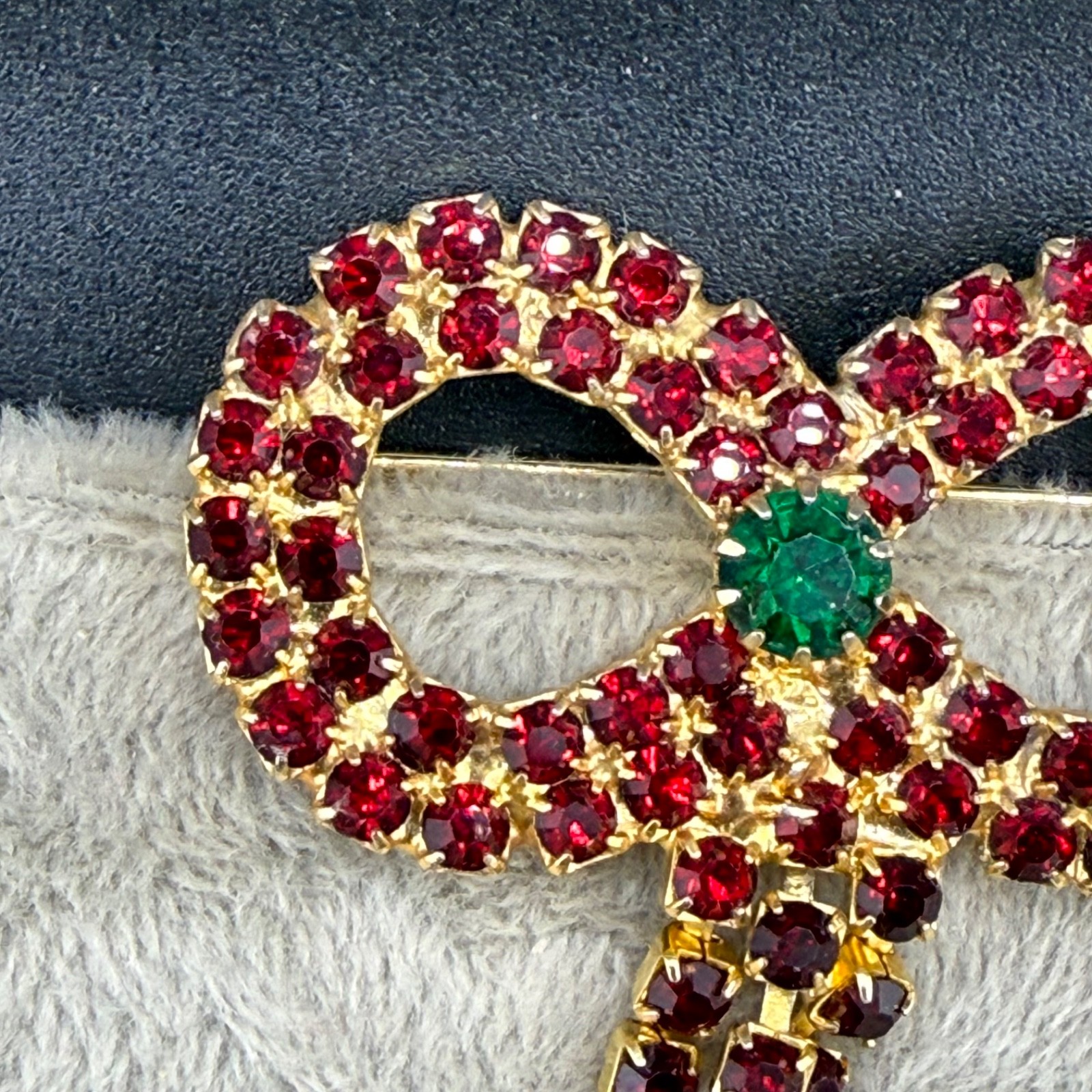 Vintage Rhinestone Bow Brooch Gold Tone Red Green Christmas