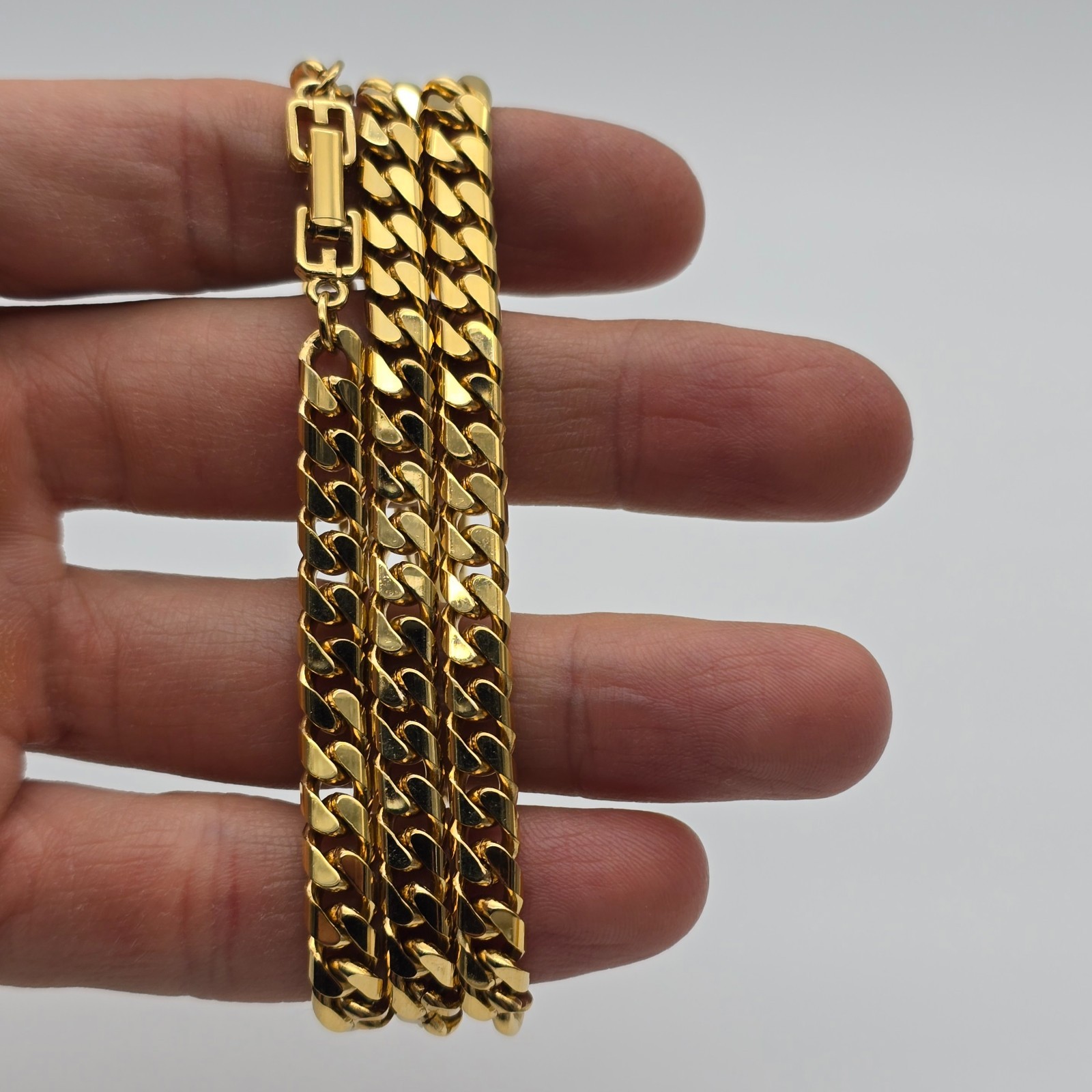 Givenchy 6.4 mm Cuban Curb Chain Link Gold Tone Necklace 24″