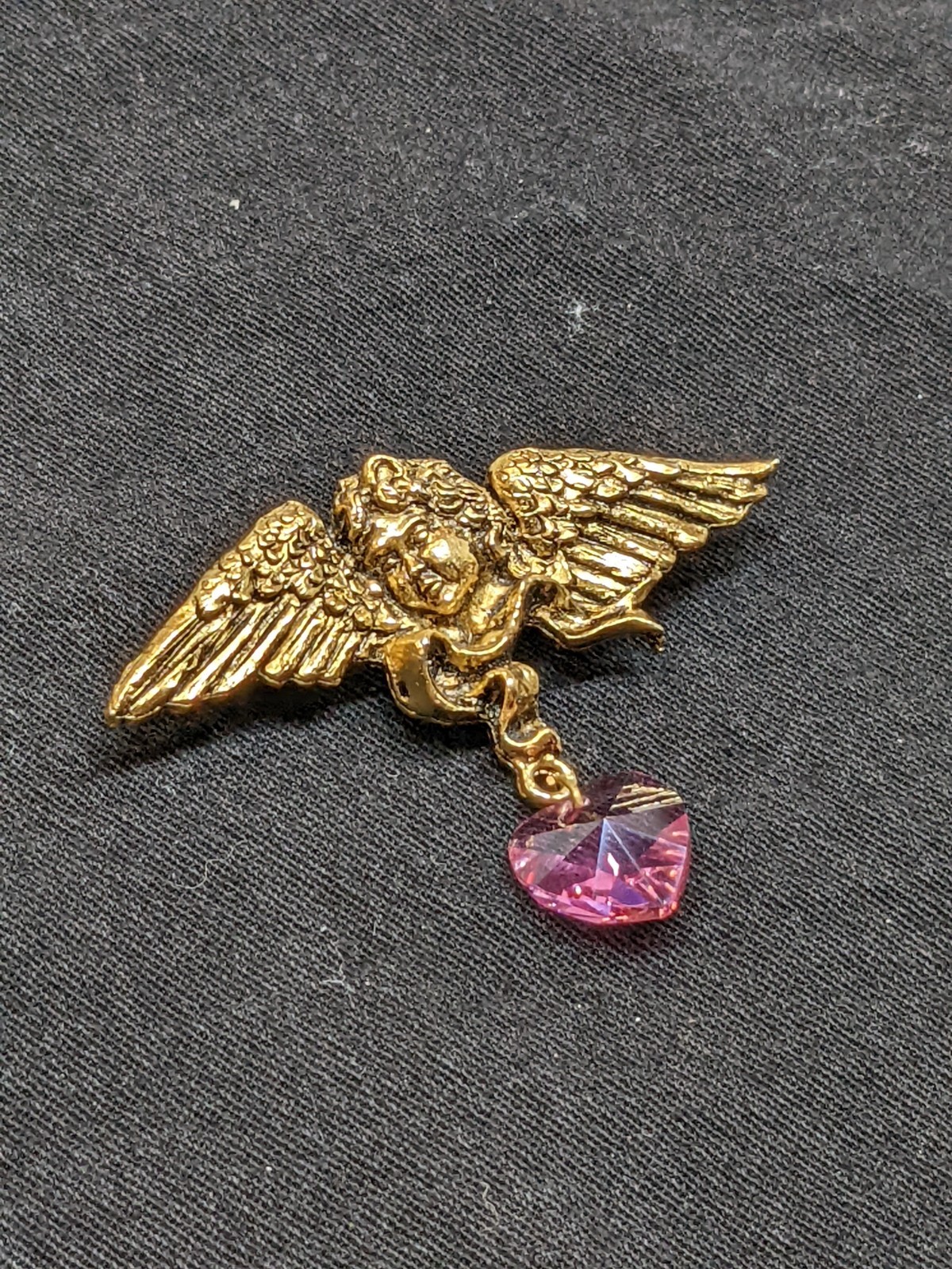 Vintage Signed Cherub Angel Brooch Pink Crystal Heart Dangle Gold Tone Pin 2.5″