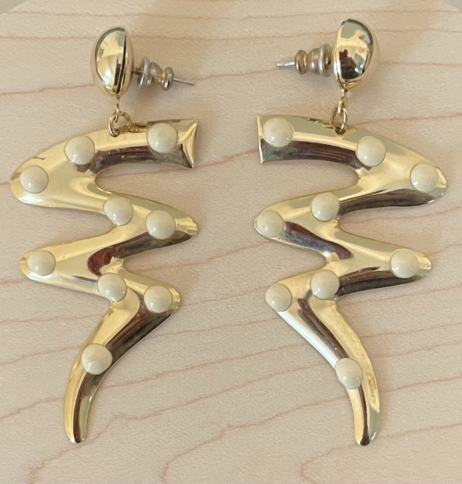 Glam 80’s Flashy Lightning Bolt Dot Goldtone Earrings Pierced