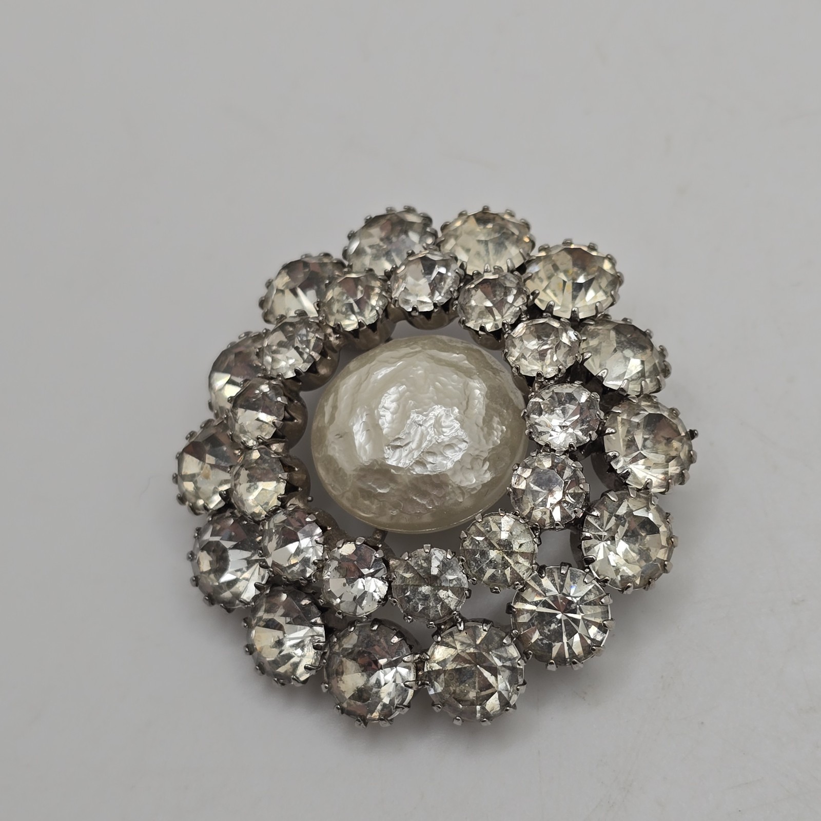Vtg Rhinestone Large Faux Pearl Brooch Silver Tone Circular Pin Prong Set Stones
