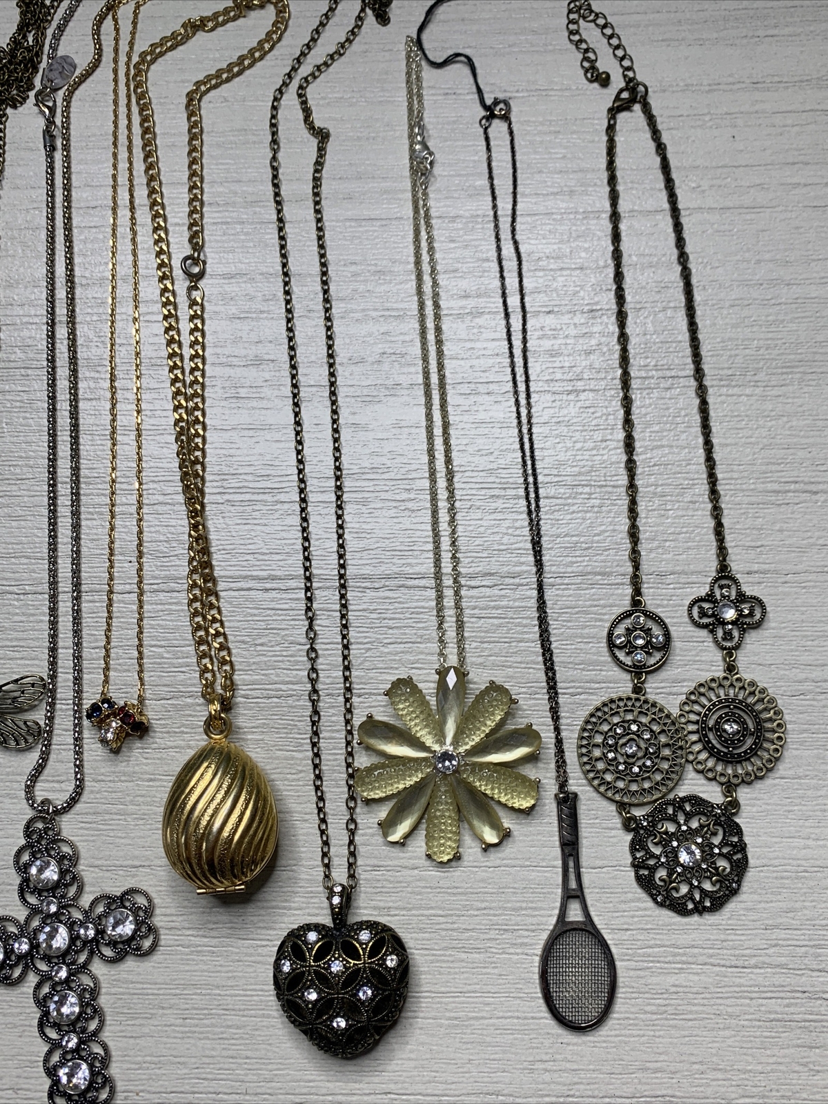 Vintage Quality Pendant Necklace Jewelry Lot Of 17 Variety Some Signed LB946