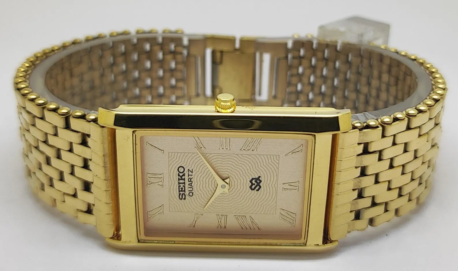 Vintage Seiko Slim Quartz Tank Unisex Refurbished Japanese Wrist Watch Gold Dial