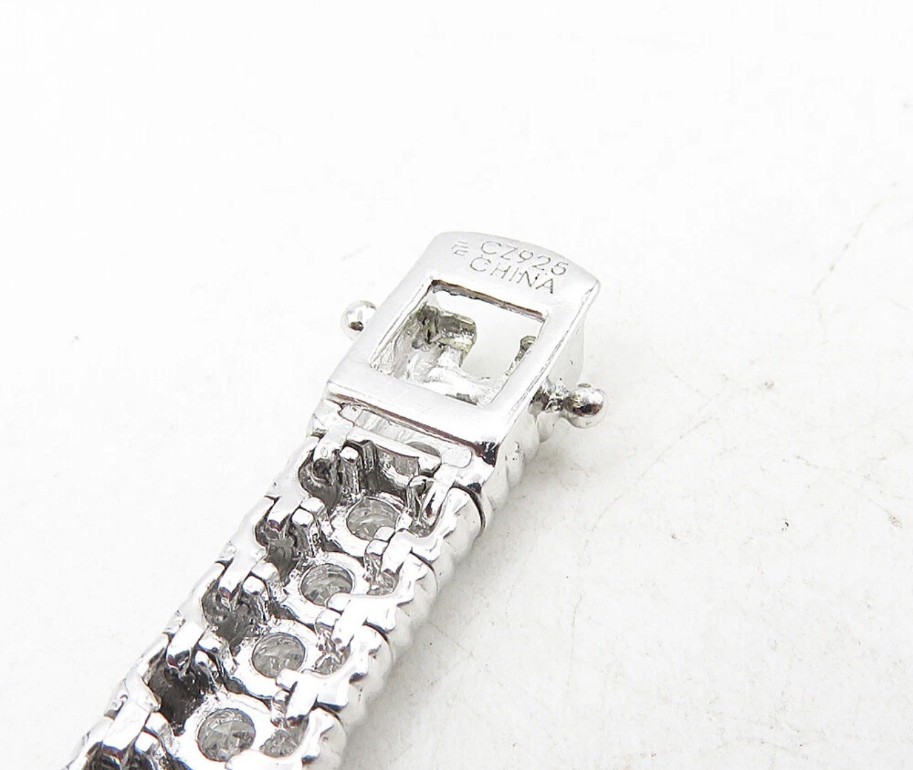 Sterling Silver Sparkling Hinge Chain Bracelet CZ925