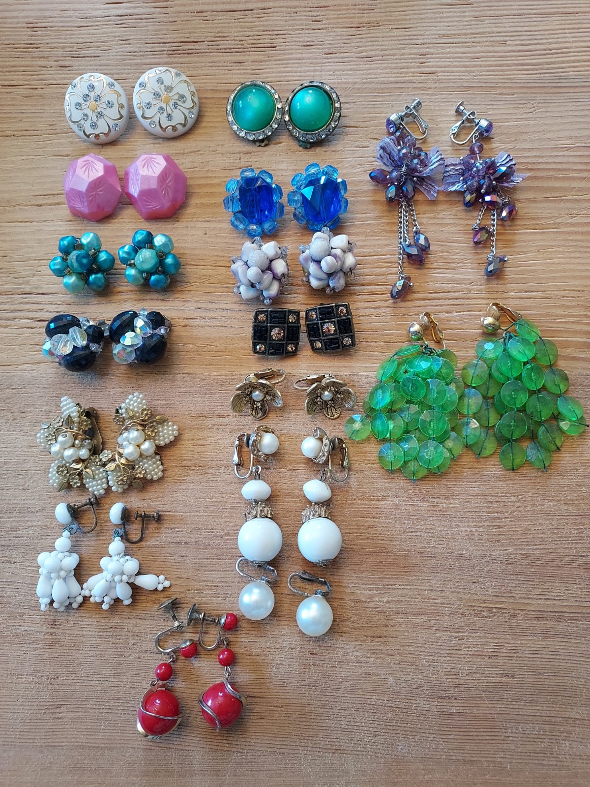 Vintage Lot Of 16pr. Earrings Marvella,Jaycraft,Kramer,Japan,Hong Kong,Germany
