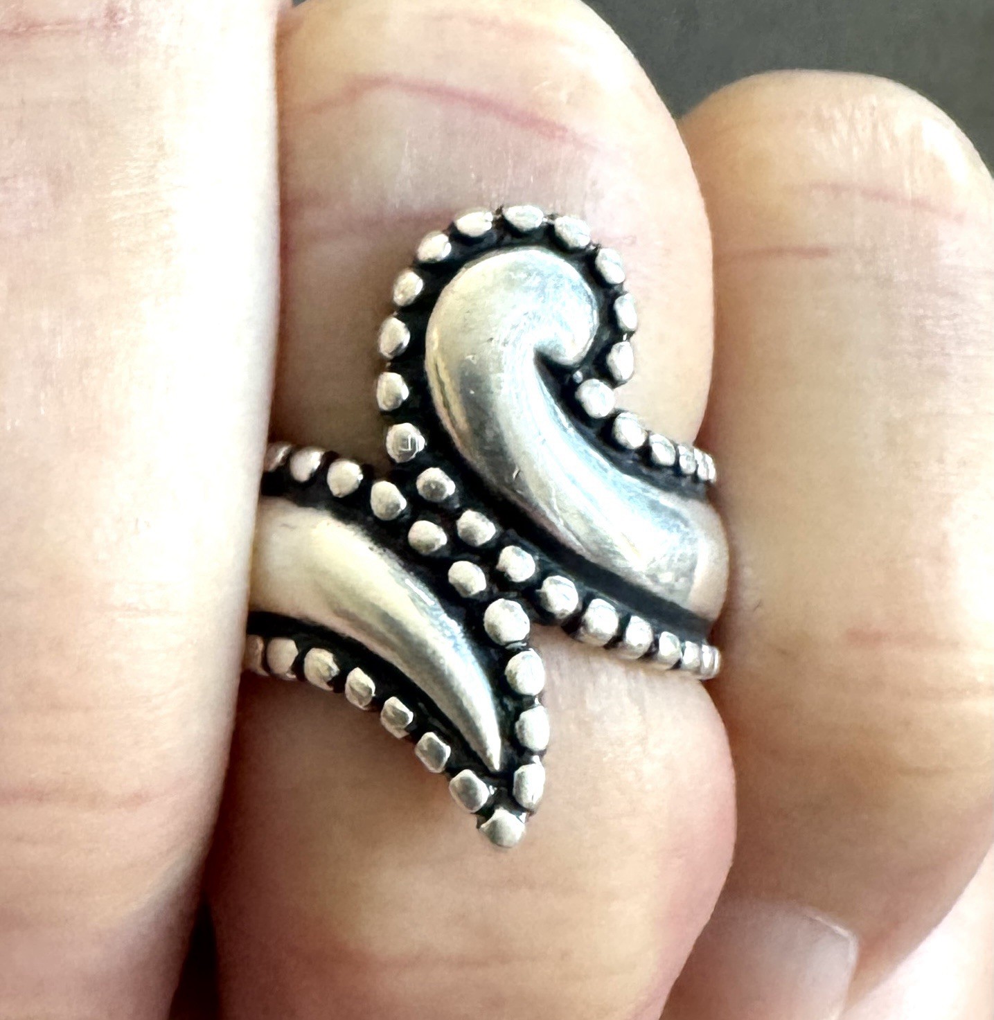Retired JAMES AVERY Spiral Beaded STERLING Silver Paisley BYPASS RING Size 6.25