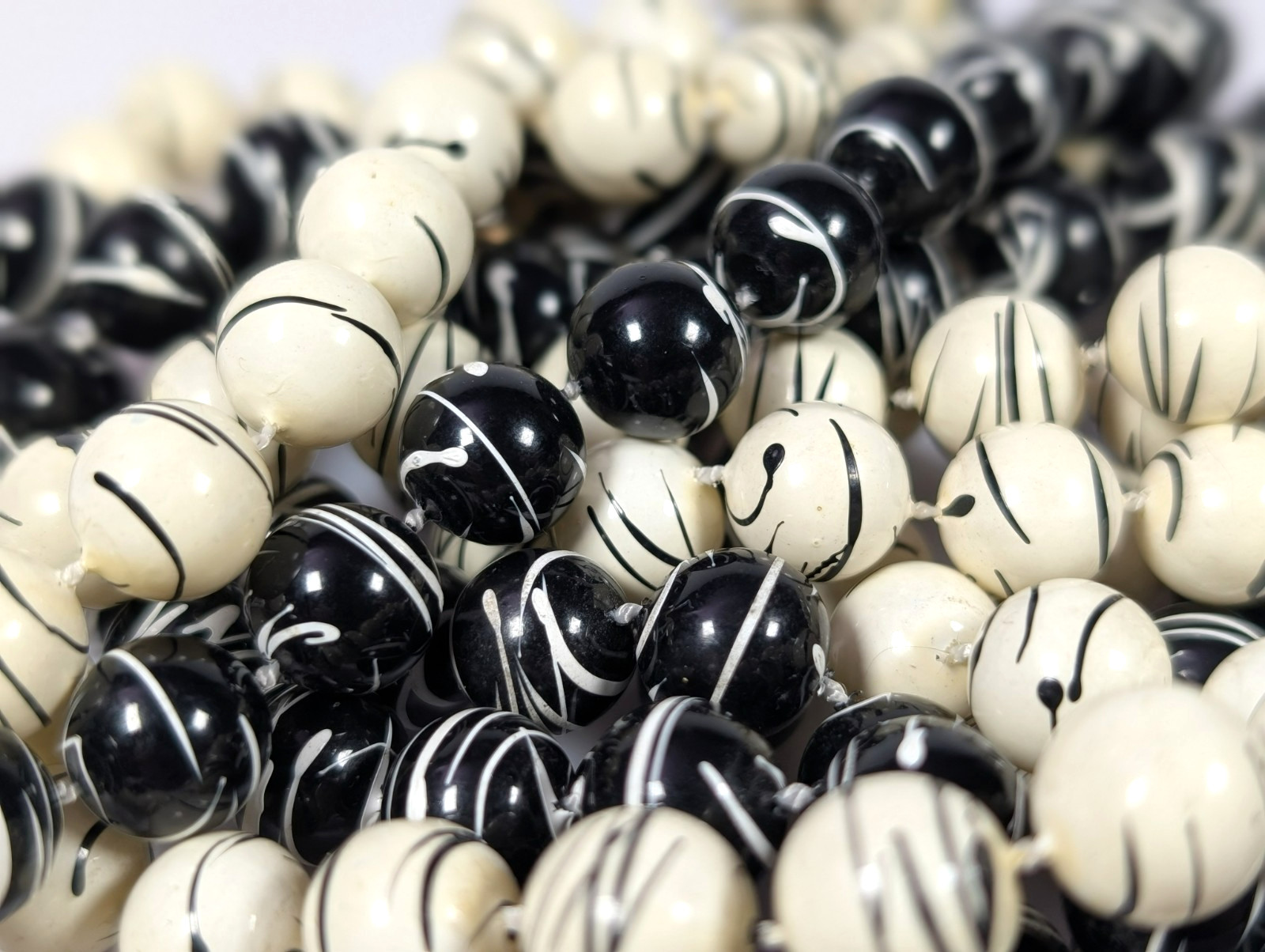 Vtg Black and White Paint Splatter Long Beaded Necklace LOT 54″ each