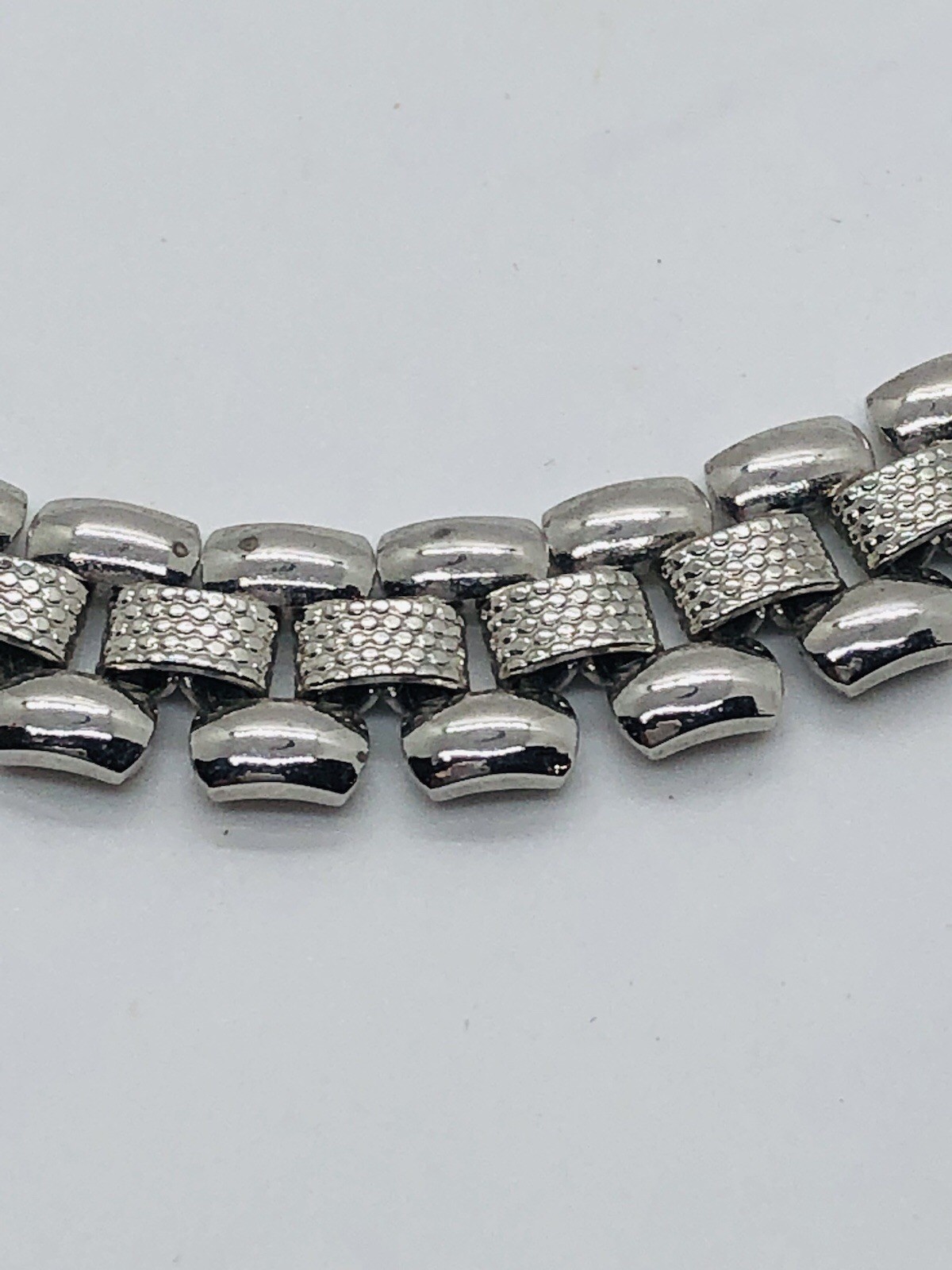Monet silvertone panther link chain choker necklace 16 inch vintage
