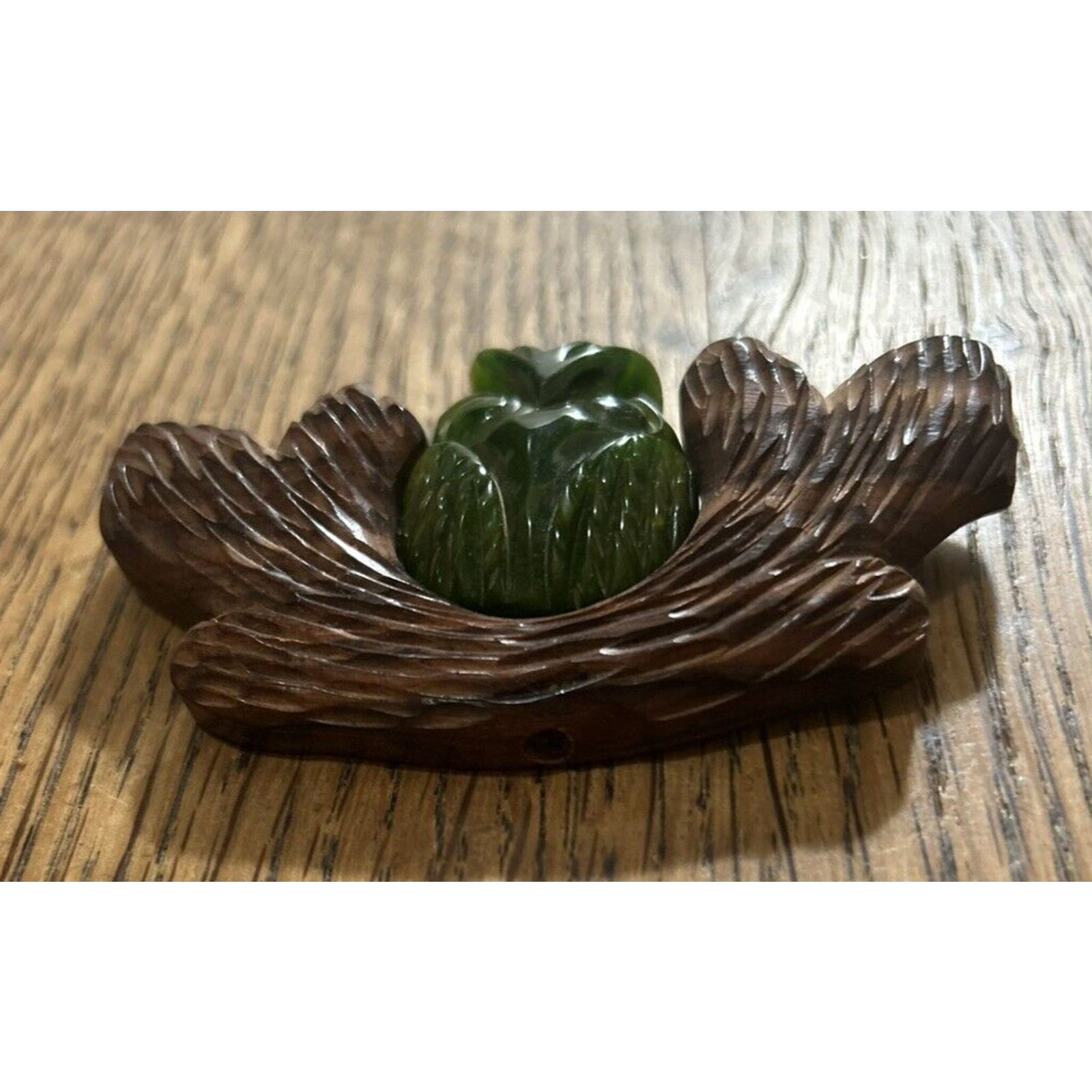 BAKELITE GREEN OWL ON CARVED ROSEWOOD MARTHA SLEEPER WOODLAND CREATURES 30s RARE