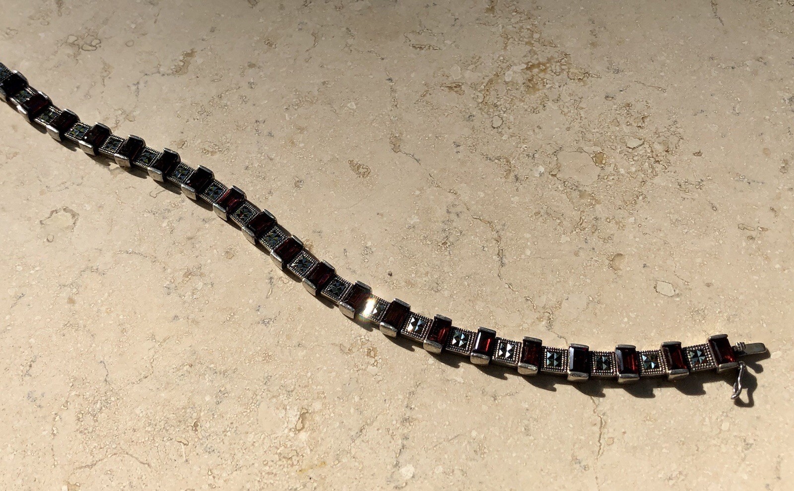 ❤️✨VINTAGE Sterling Silver EMERALD CUT GARNET & MARCASITE ESTATE Tennis Bracelet