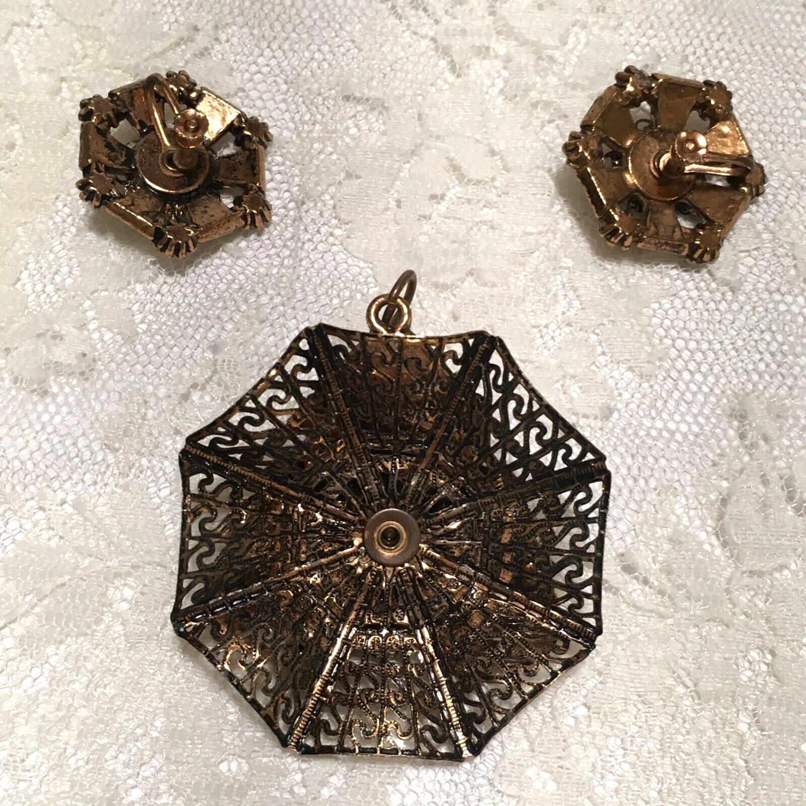 Vintage Clip On Earrings and Pendant Copper Tone Glitter Resin Stones *Missing 1
