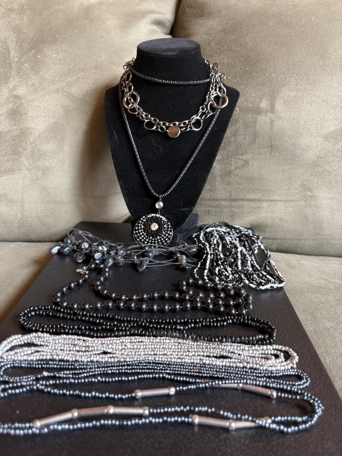 Vintage to Modern Estate Jewelry Lot -9 pcs Bead Metal