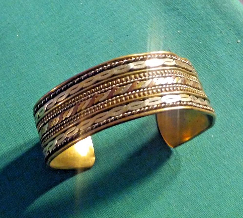 Retro 1970s Crafted Brass & Copper Chain-Like Adjustable Cuff Bracelet Gold-Tone