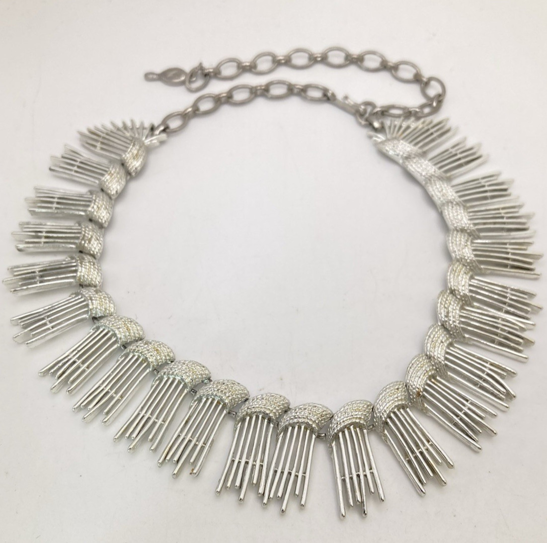 Vintage Sarah Coventry 1962 SIMPLY ELEGANT Silver Toned Fringe Bib Necklace