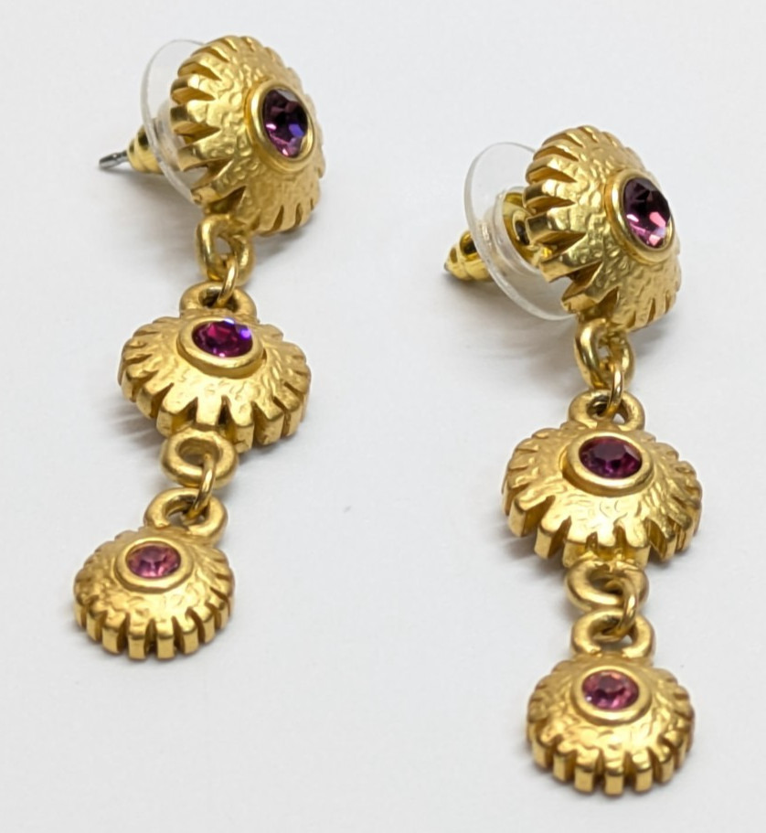 VTG Gold Tone Floral Dangle Drop Pink Purple Rhinestone Pierced Earrings 1 5/8″