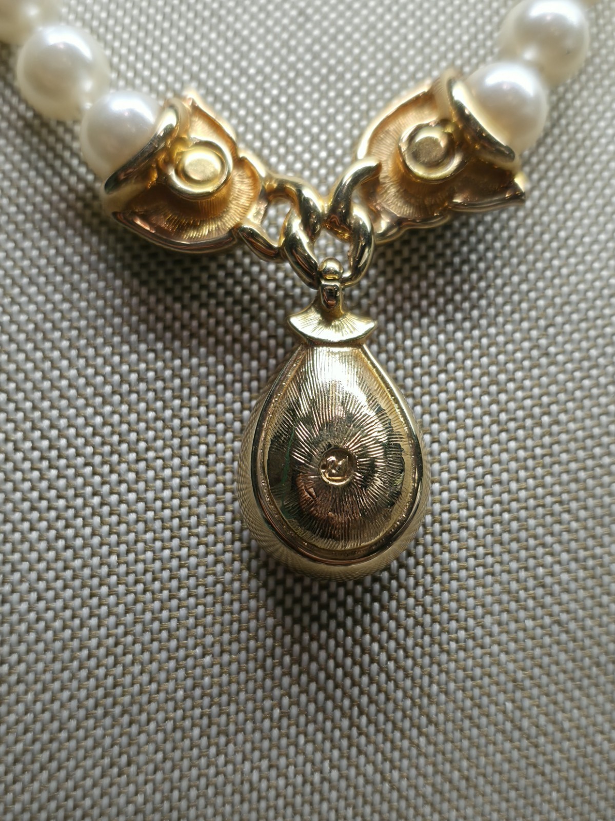 Vintage Swarovski Jeweler’s Collection Stunning Pearl & Crystal Drop Necklace