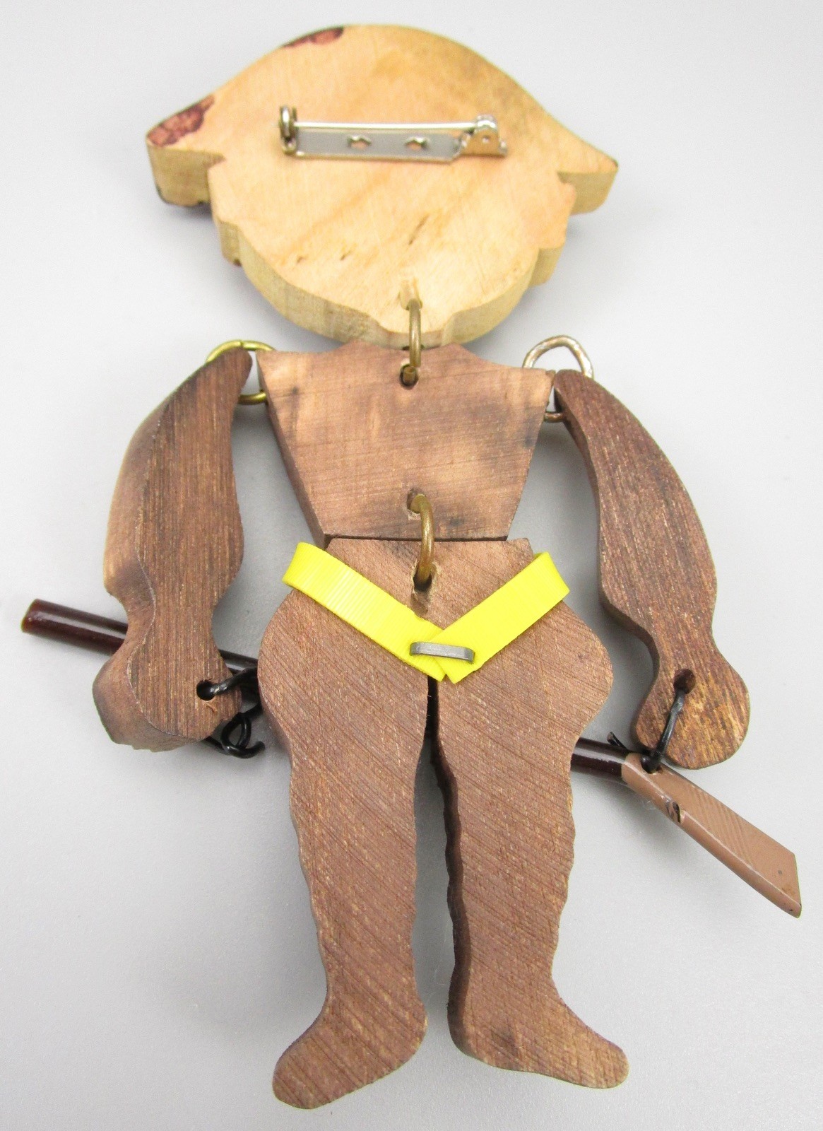 RARE WWI DANGLING CARVED WOOD FIGURAL 4 3/4″ SOLDIER BROOCH PIN