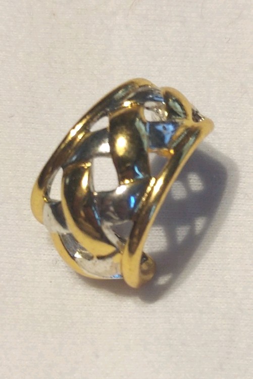 Lot Of 10 Random Costume/Gold Pieces Of Jewelry PLEASE SEE ALL PHOTOS