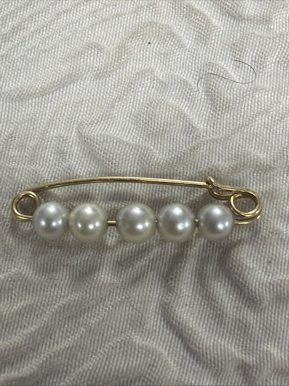 Vintage or Antique Pearl Safety Gold Tone Pin Brooch 5 Genuine Pearls 4 mm