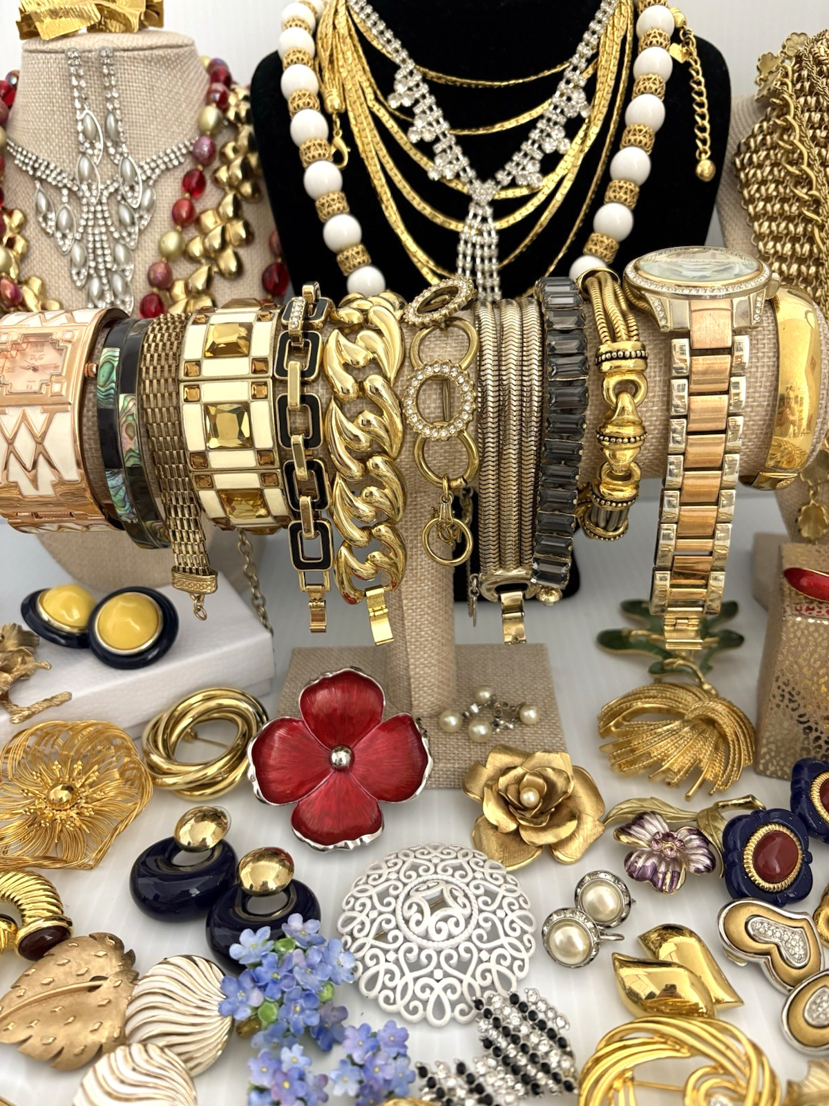 Vintage To Mod Jewelry Lot 81 Pieces Bold Signed Unsigned Designer Mixed Lot