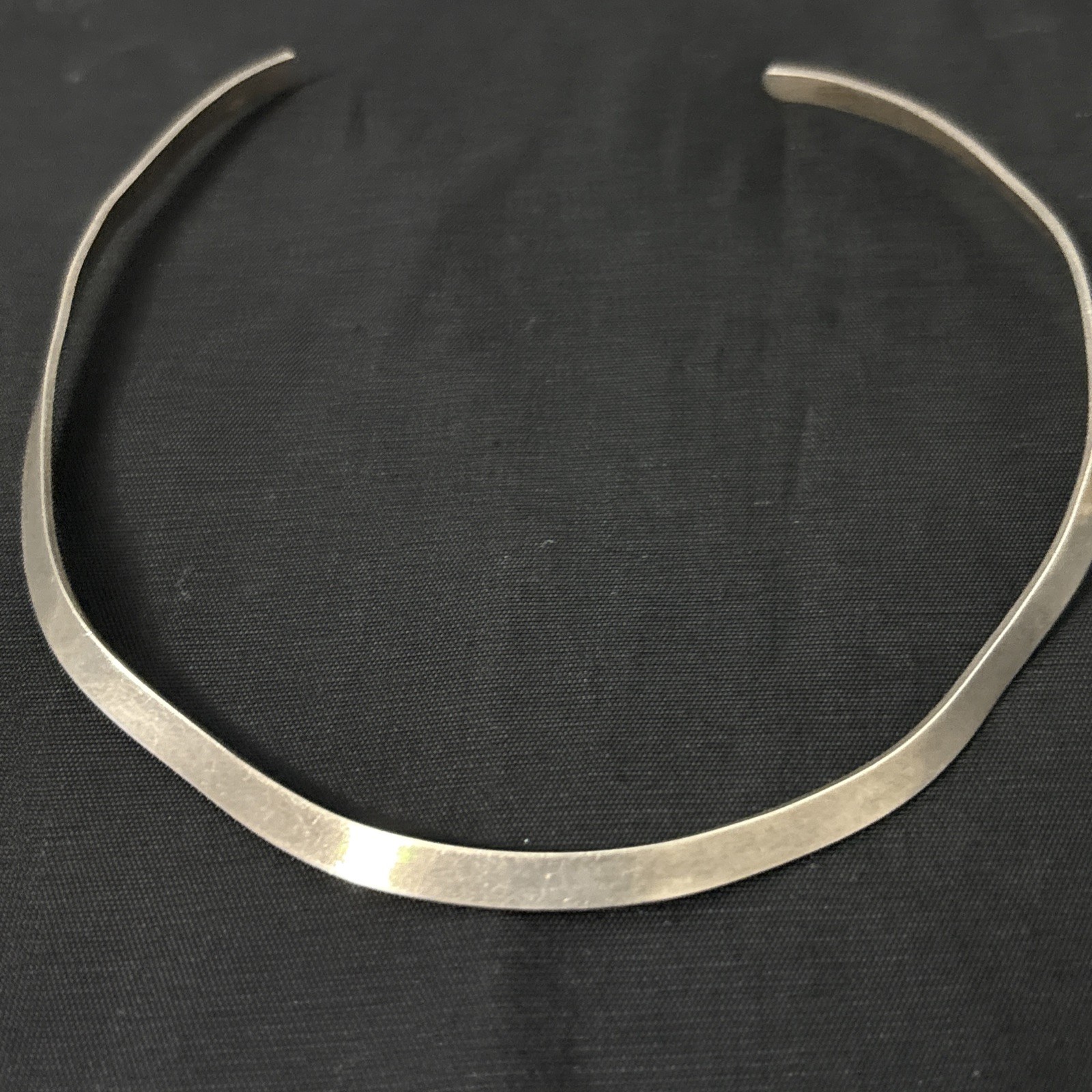 Vintage Sterling Silver Cuff Collar Necklace Flat Choker wavy 23g 14”
