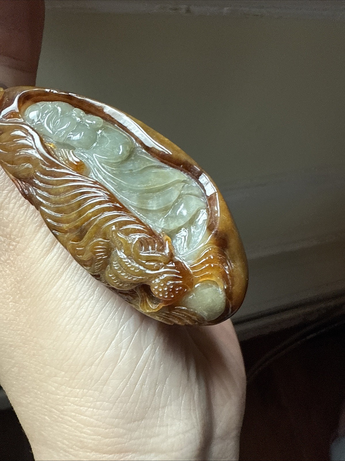 Grade A Untreated Burma Jadeite 純天然翡翠A貨老坑冰巧雕 Tiger & Buddha 種水極好 Certified