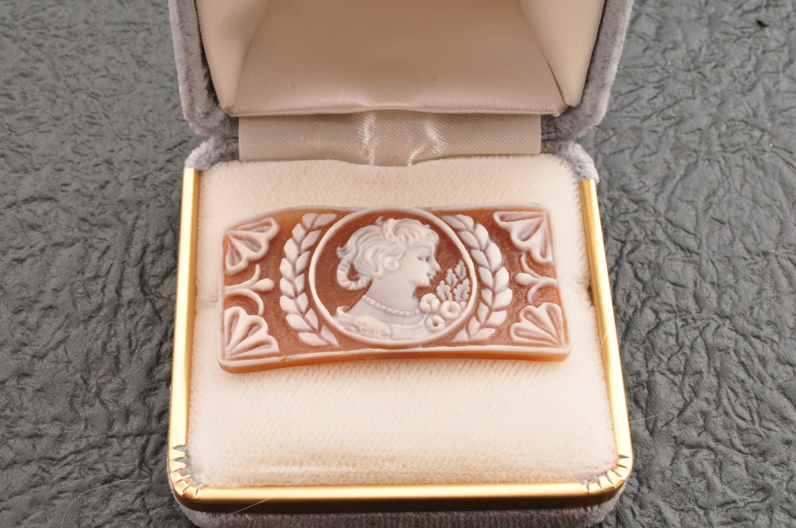 Vintage square shell cameo “Profile of a Lady”, (32.0ct) sign by artist, case.