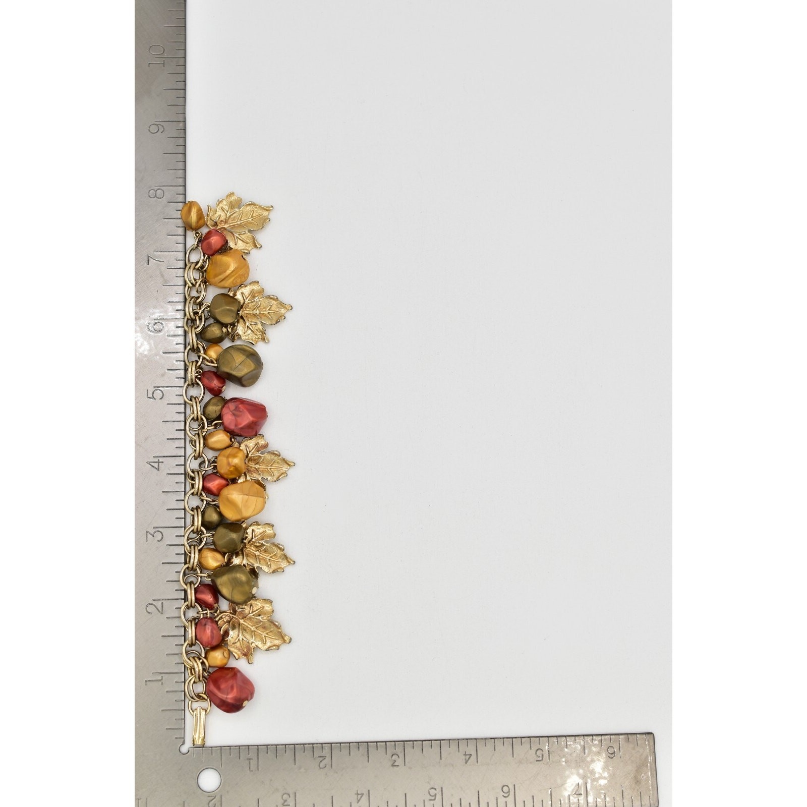 Vintage 7″ Charm Bracelet Leaf Lucite Brushed Gold Fall Autumn Chunky 1960s BinO