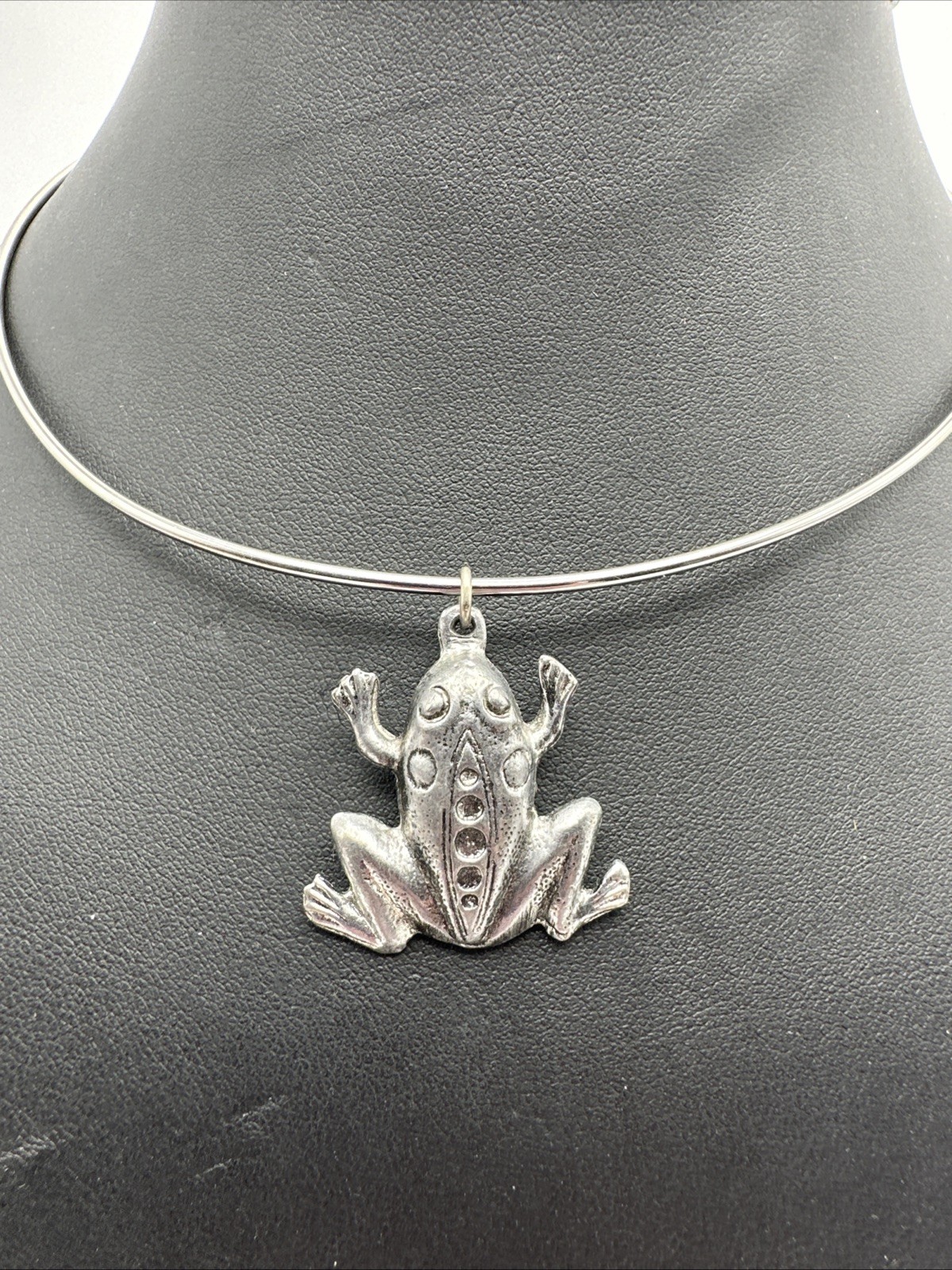 Vintage Signed Metzke Pewter Frog Pendant Necklace Choker Wire
