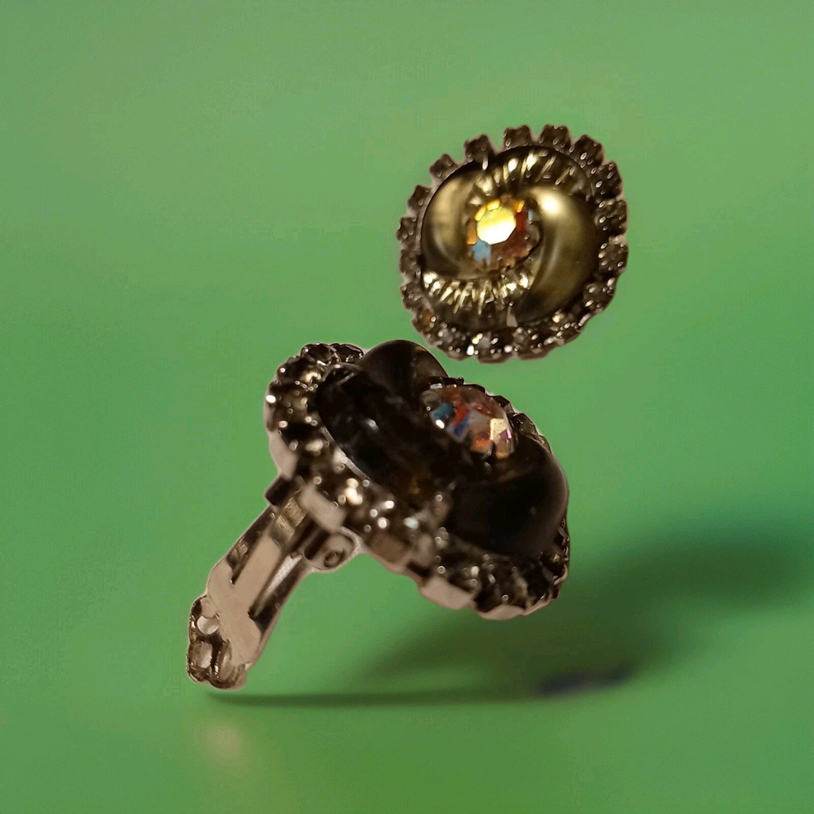 Signed Edlee Beautiful Vintage Clip-on Rhinestone Earrings