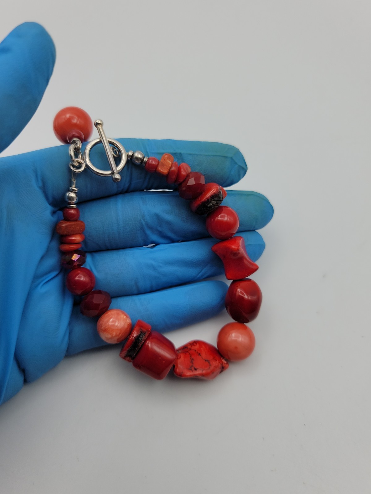 Vintage Red Coral Glass Mix Beaded Bracelet 6.25″