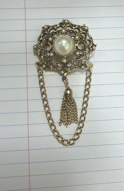 Vintage Ornate Gold Tone Filigree Brooch Faux Pearl Center Hanging Tassel Chain