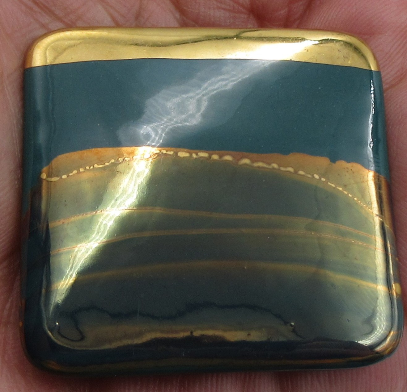 VTG GEOMETRIC 1 5/8″ blue green teal shade gold tone mtl Brooch Pin Costume