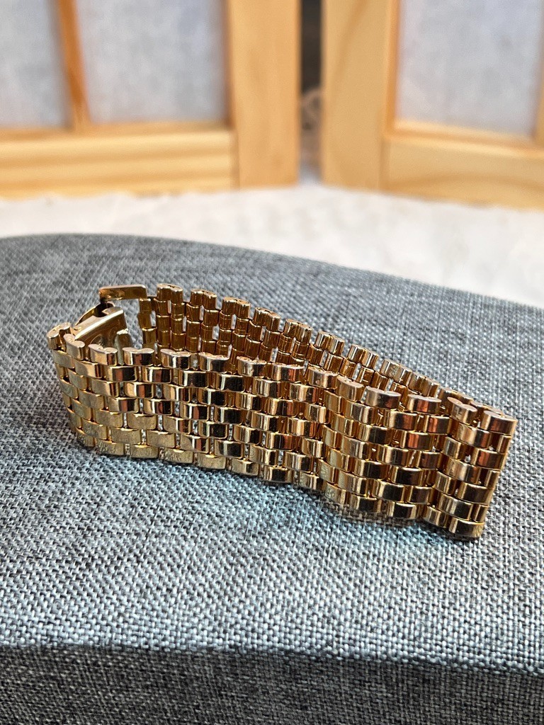 Vtg Gold Toned Link Bracelet Made in Hong Kong 7.5″L
