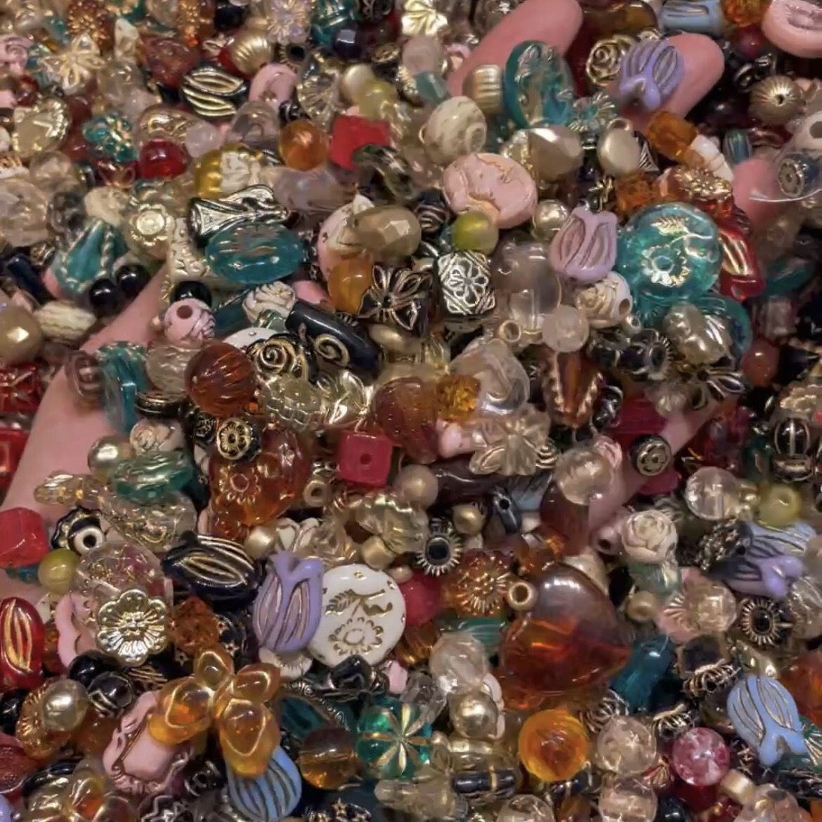 Vintage Now Bulk Jewelry bead Lot 130Pc ALL Brand New Untested 200+Mix and Match