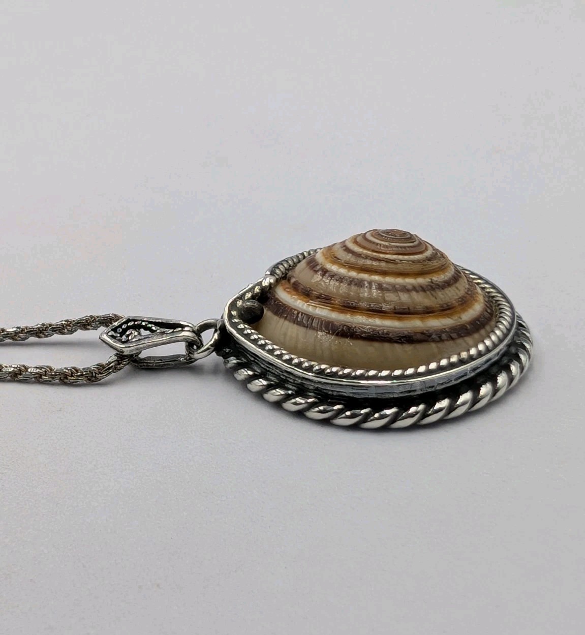 Vtg 925 Sterling Silver Sundial Seashell Pendant Necklace 18″ Italian Rope Chain
