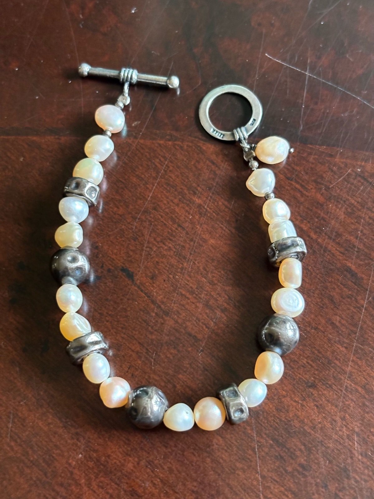 Vintage Israel Sterling Silver Freshwater Pearl Hammered Bead Toggle Bracelet